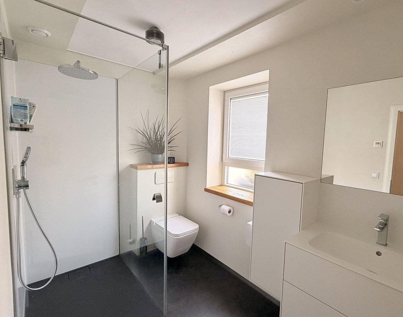 Predaj domu 125 m², pozemok 92 m², Böchingen, Porýnie-Falcko Predaj domu 125 m², pozemok 92 m², Böchingen, Porýnie-Falcko