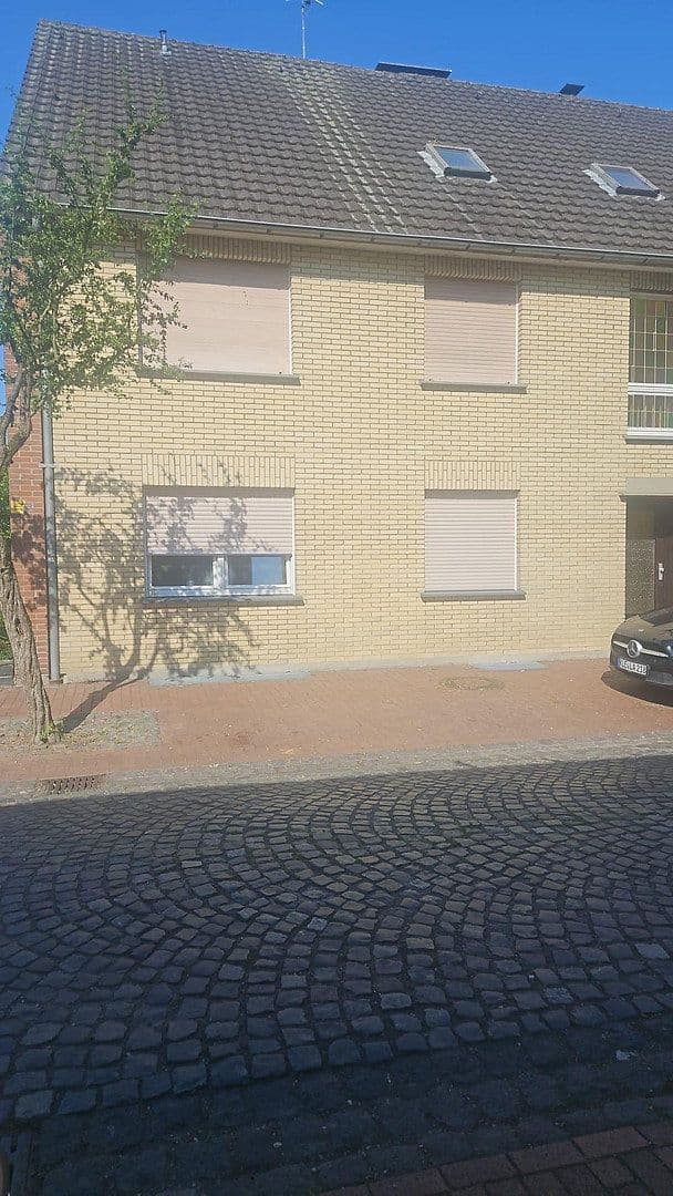 Prenájom bytu 3-izbový 89 m², Herrenstraße 32, Sonsbeck, Severné Porýnie - Westfálsko Prenájom bytu 3-izbový 89 m², Herrenstraße 32, Sonsbeck, Severné Porýnie - Westfálsko