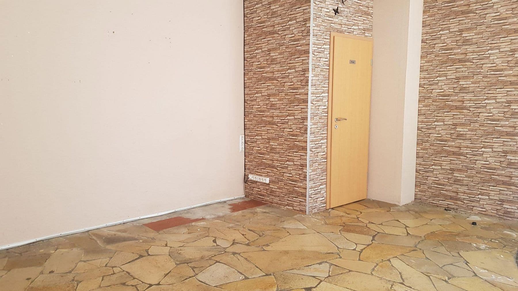 Prenájom nebytového priestoru 110 m², Radolfzell am Bodensee, Bádensko-Wurttembersko Prenájom nebytového priestoru 110 m², Radolfzell am Bodensee, Bádensko-Wurttembersko