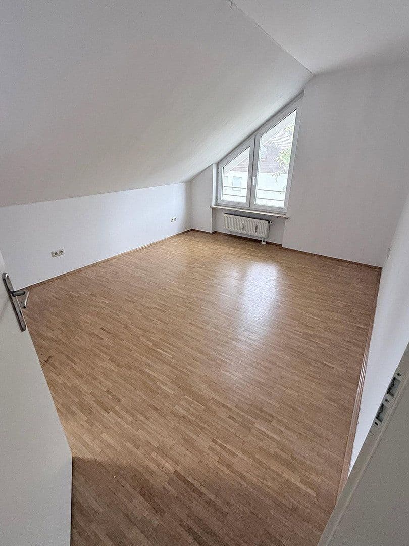 Predaj bytu 4-izbový 113 m², Unterhaching, Bavorsko Predaj bytu 4-izbový 113 m², Unterhaching, Bavorsko