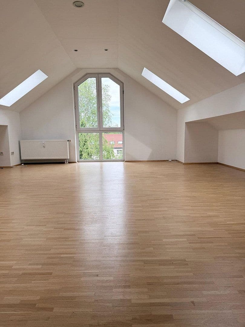 Predaj bytu 4-izbový 113 m², Unterhaching, Bavorsko Predaj bytu 4-izbový 113 m², Unterhaching, Bavorsko