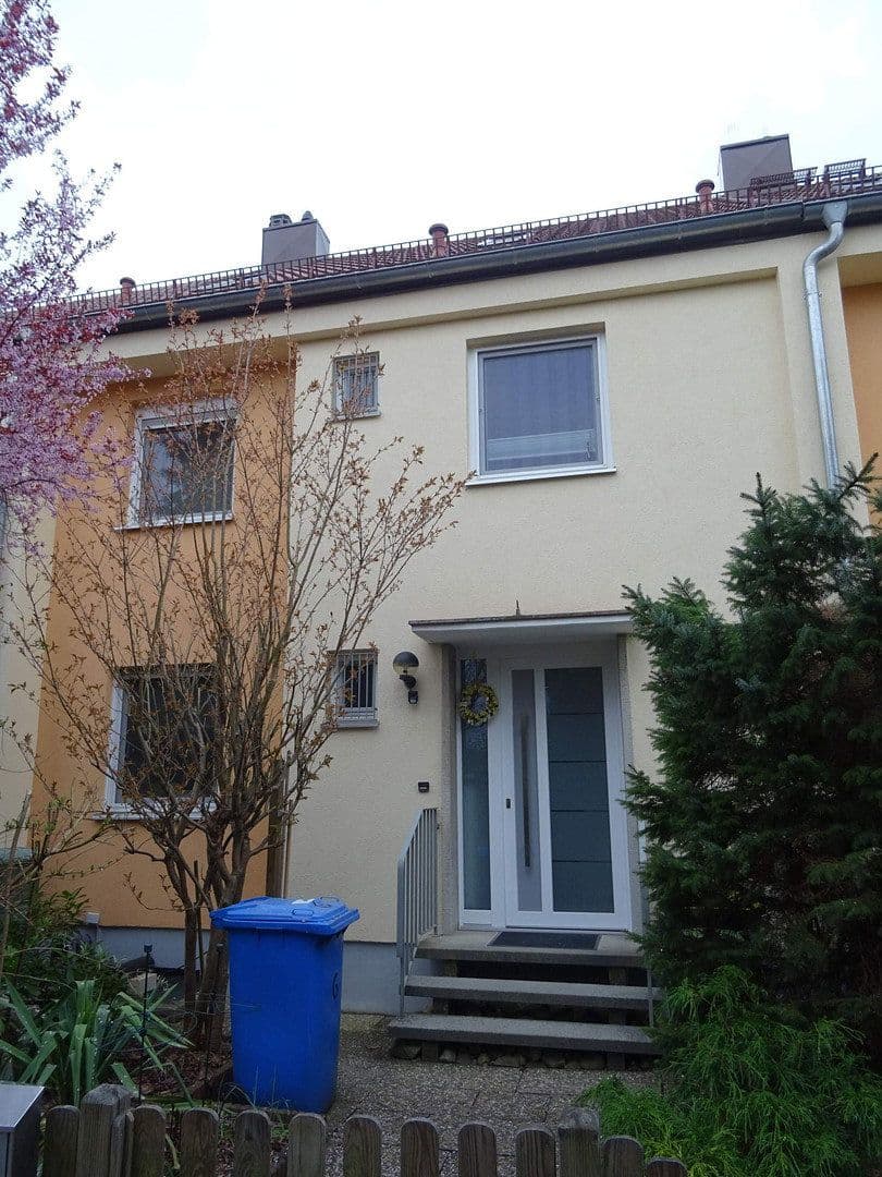 Predaj domu 170 m², pozemok 290 m², Hartensteinerstrasse 6, Nürnberg, Bavorsko Predaj domu 170 m², pozemok 290 m², Hartensteinerstrasse 6, Nürnberg, Bavorsko