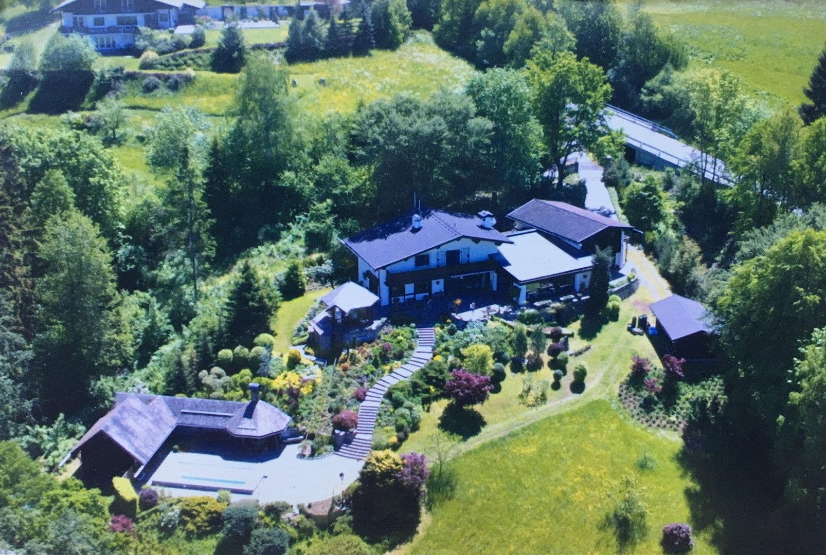 Predaj domu 300 m², pozemok 6.450 m², Ferndorf, Korutánsko Predaj domu 300 m², pozemok 6.450 m², Ferndorf, Korutánsko