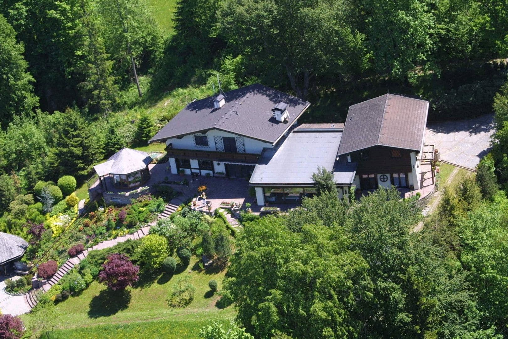 Predaj domu 300 m², pozemok 6.450 m², Ferndorf, Korutánsko Predaj domu 300 m², pozemok 6.450 m², Ferndorf, Korutánsko