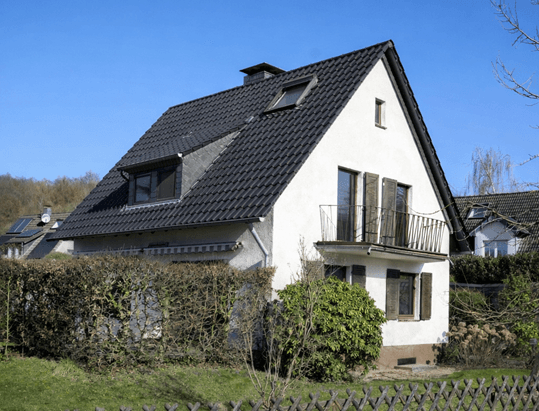 Predaj domu 142 m², pozemok 862 m², Odenthal, Severné Porýnie - Westfálsko Predaj domu 142 m², pozemok 862 m², Odenthal, Severné Porýnie - Westfálsko