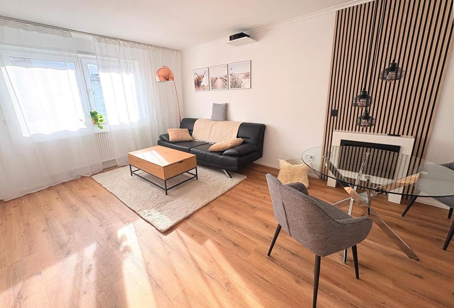 Prenájom bytu 3-izbový 80 m², Hockenheim, Bádensko-Wurttembersko Prenájom bytu 3-izbový 80 m², Hockenheim, Bádensko-Wurttembersko