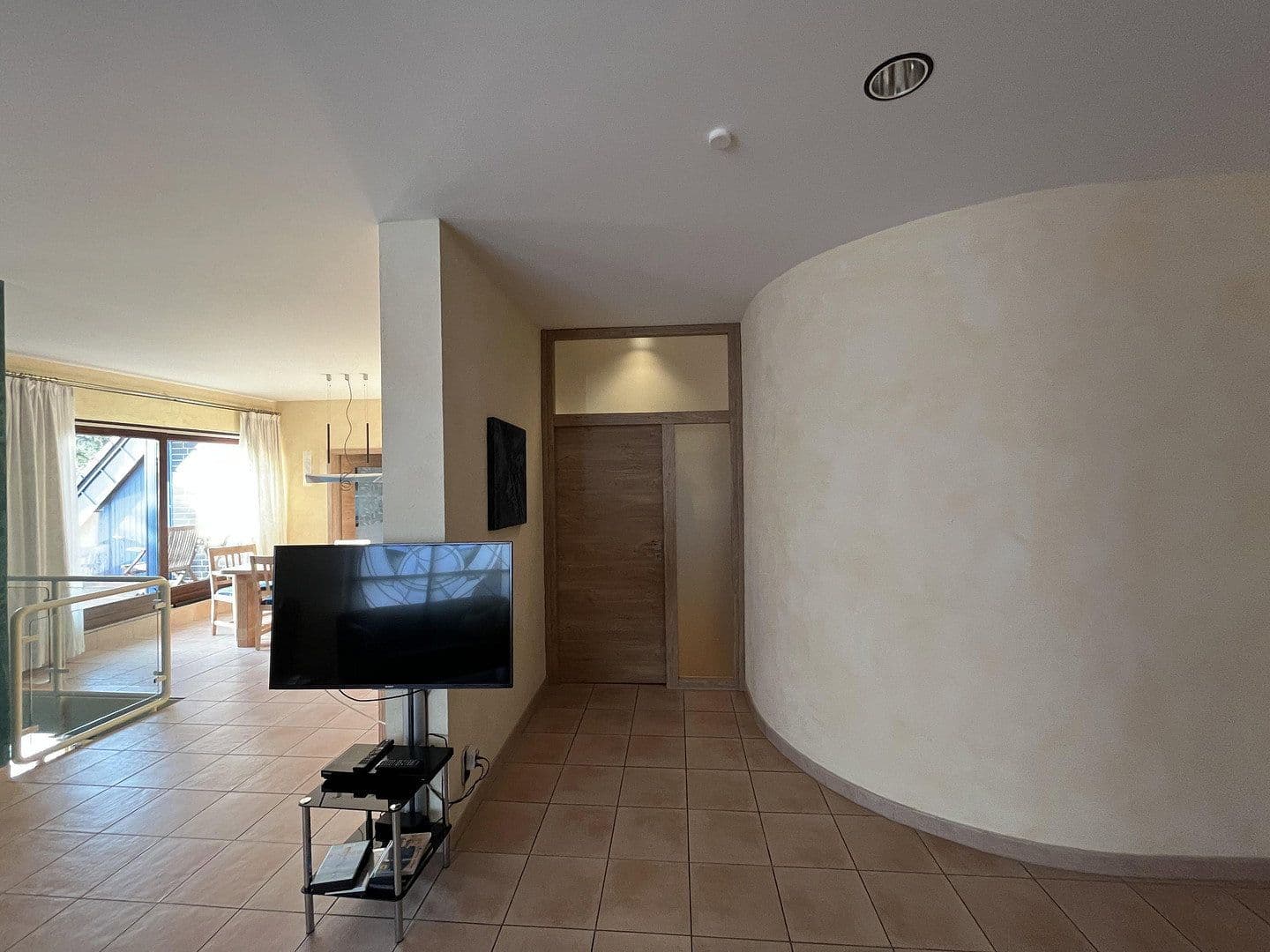 Predaj domu 350 m², pozemok 766 m², Kickelsberg 17, Bad Camberg, Hesensko Predaj domu 350 m², pozemok 766 m², Kickelsberg 17, Bad Camberg, Hesensko