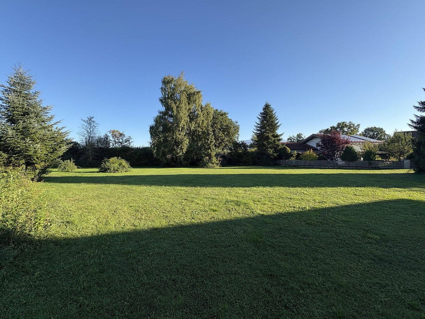 Predaj pozemku 1.163 m², Am Karwinkel 22b, Grabenstätt, Bavorsko Predaj pozemku 1.163 m², Am Karwinkel 22b, Grabenstätt, Bavorsko