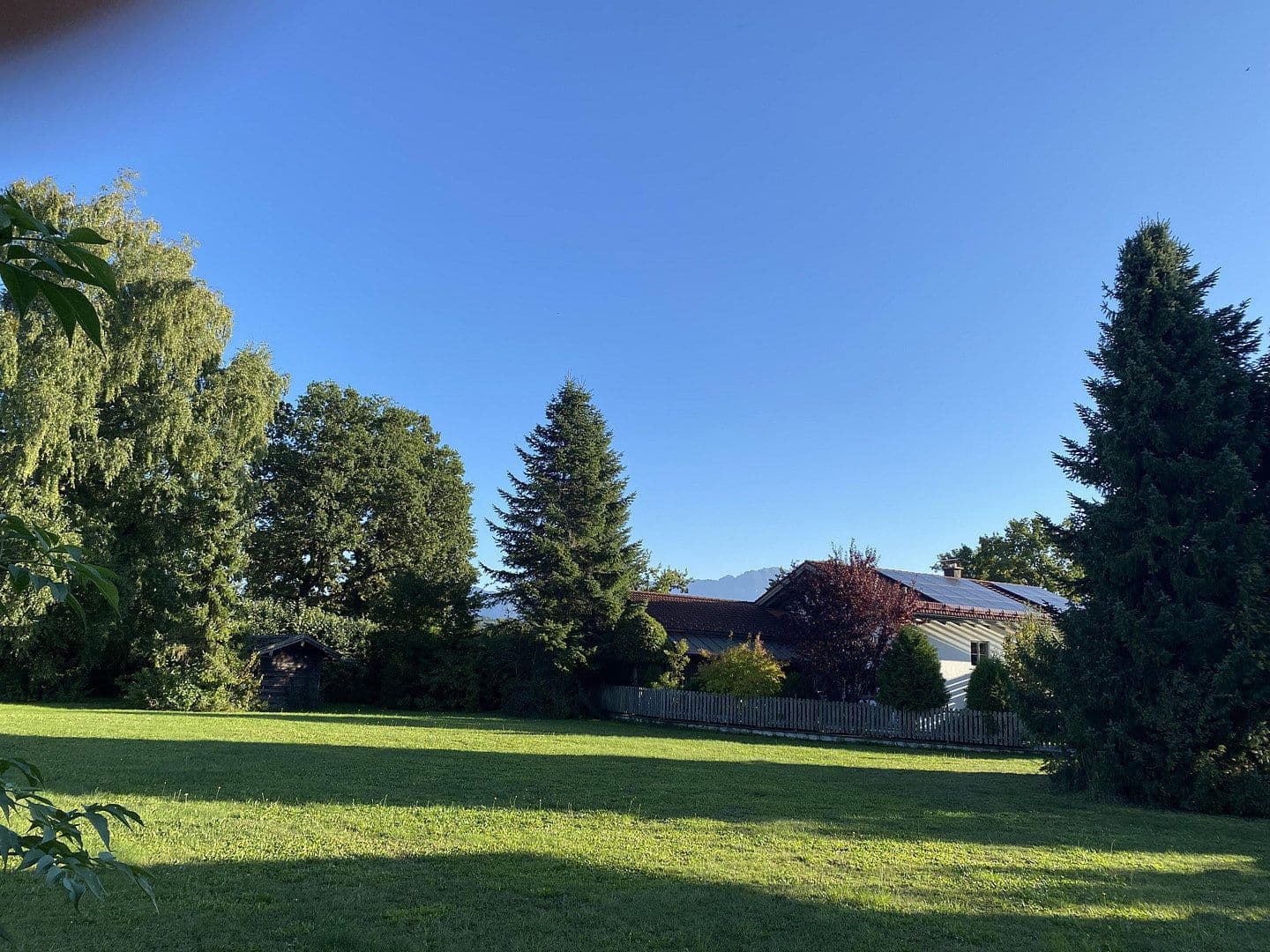 Predaj pozemku 1.163 m², Am Karwinkel 22b, Grabenstätt, Bavorsko Predaj pozemku 1.163 m², Am Karwinkel 22b, Grabenstätt, Bavorsko