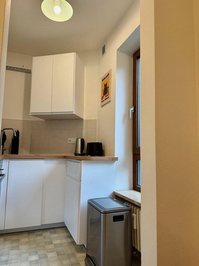 Prenájom bytu 1-izbový 32 m², Professor-Messerschmitt-Str. 17, Augsburg, Bavorsko Prenájom bytu 1-izbový 32 m², Professor-Messerschmitt-Str. 17, Augsburg, Bavorsko