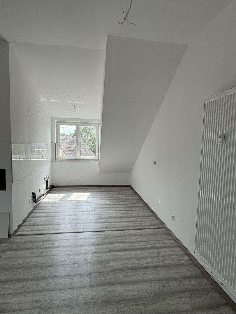 Prenájom bytu 3-izbový 72 m², Karlsruhe, Bádensko-Wurttembersko Prenájom bytu 3-izbový 72 m², Karlsruhe, Bádensko-Wurttembersko