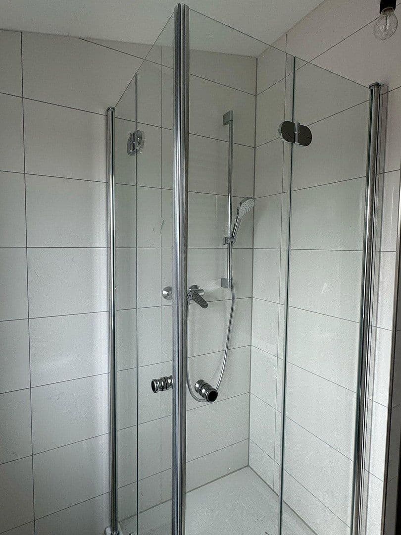 Prenájom bytu 3-izbový 72 m², Karlsruhe, Bádensko-Wurttembersko Prenájom bytu 3-izbový 72 m², Karlsruhe, Bádensko-Wurttembersko