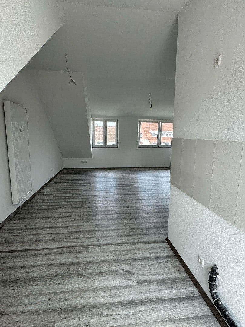Prenájom bytu 3-izbový 72 m², Karlsruhe, Bádensko-Wurttembersko Prenájom bytu 3-izbový 72 m², Karlsruhe, Bádensko-Wurttembersko