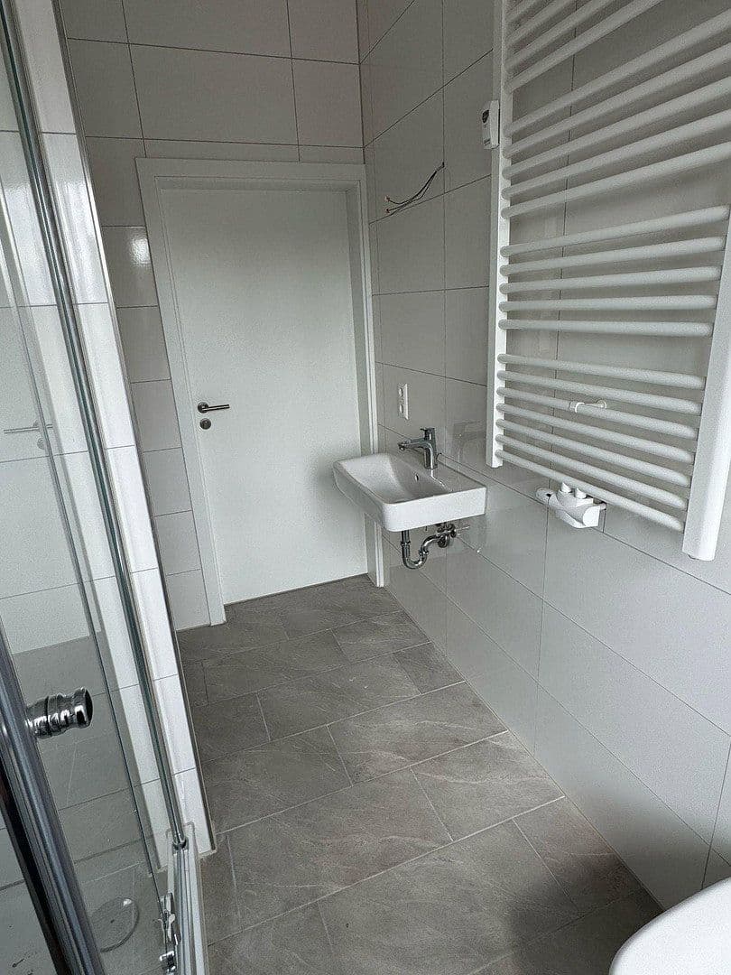 Prenájom bytu 3-izbový 72 m², Karlsruhe, Bádensko-Wurttembersko Prenájom bytu 3-izbový 72 m², Karlsruhe, Bádensko-Wurttembersko