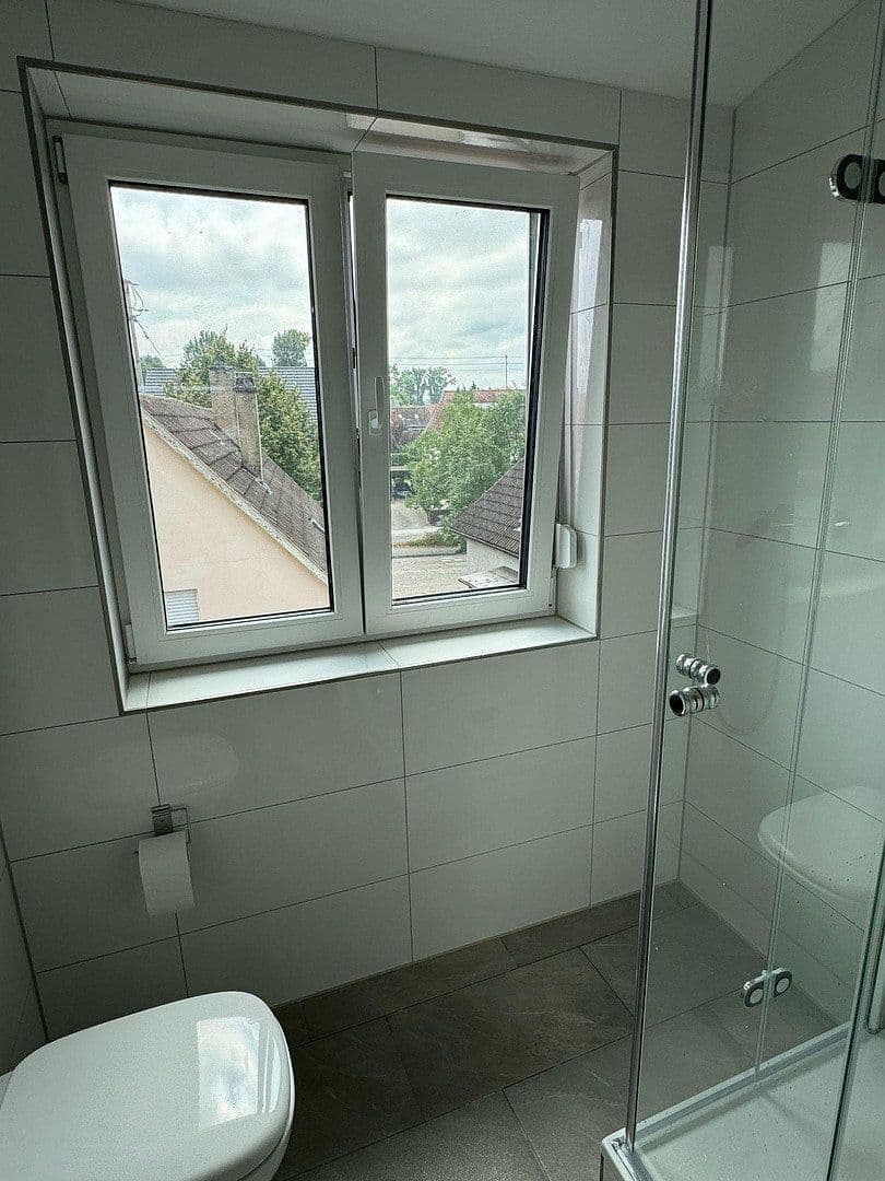 Prenájom bytu 3-izbový 72 m², Karlsruhe, Bádensko-Wurttembersko Prenájom bytu 3-izbový 72 m², Karlsruhe, Bádensko-Wurttembersko
