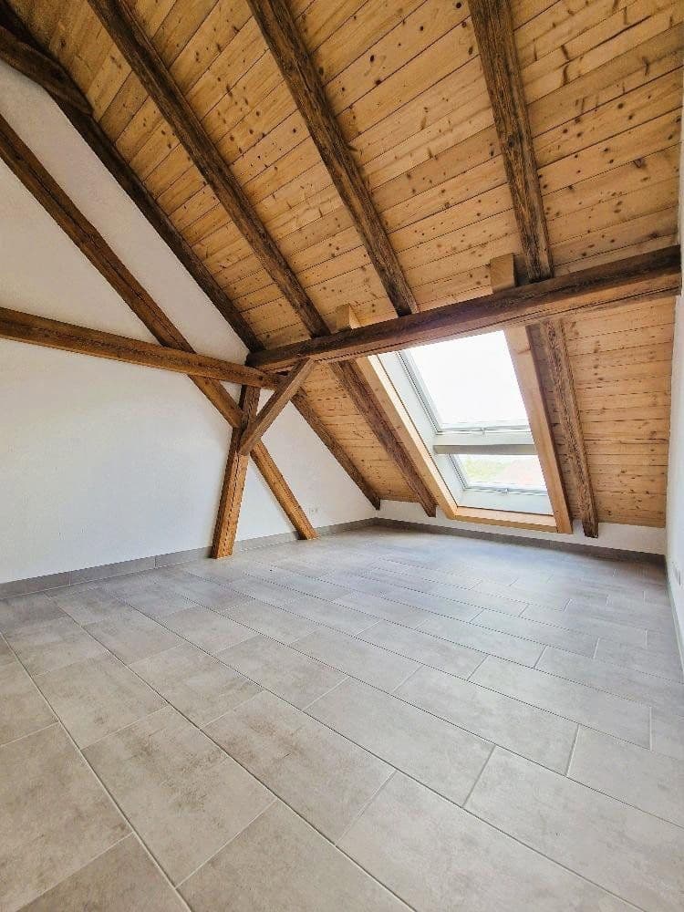 Prenájom bytu 3-izbový 111 m², Am Küsterberg 6B, Wolfsburg, Dolné Sasko Prenájom bytu 3-izbový 111 m², Am Küsterberg 6B, Wolfsburg, Dolné Sasko
