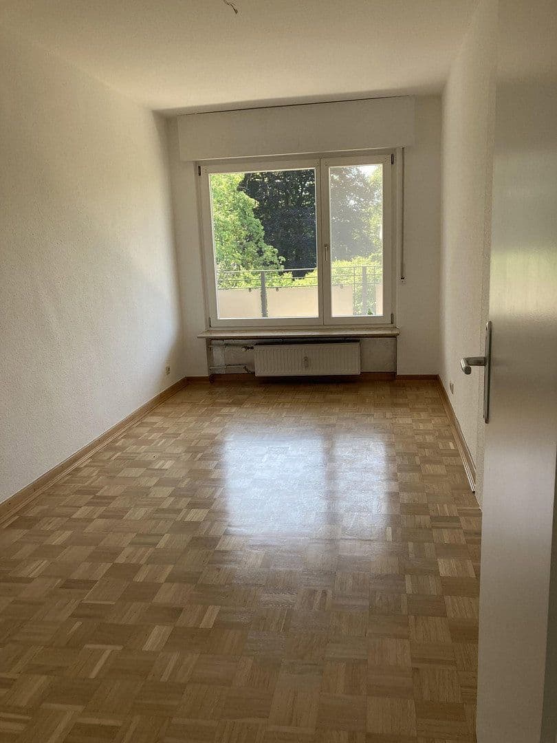 Prenájom bytu 3-izbový 74 m², Hanau, Hesensko Prenájom bytu 3-izbový 74 m², Hanau, Hesensko