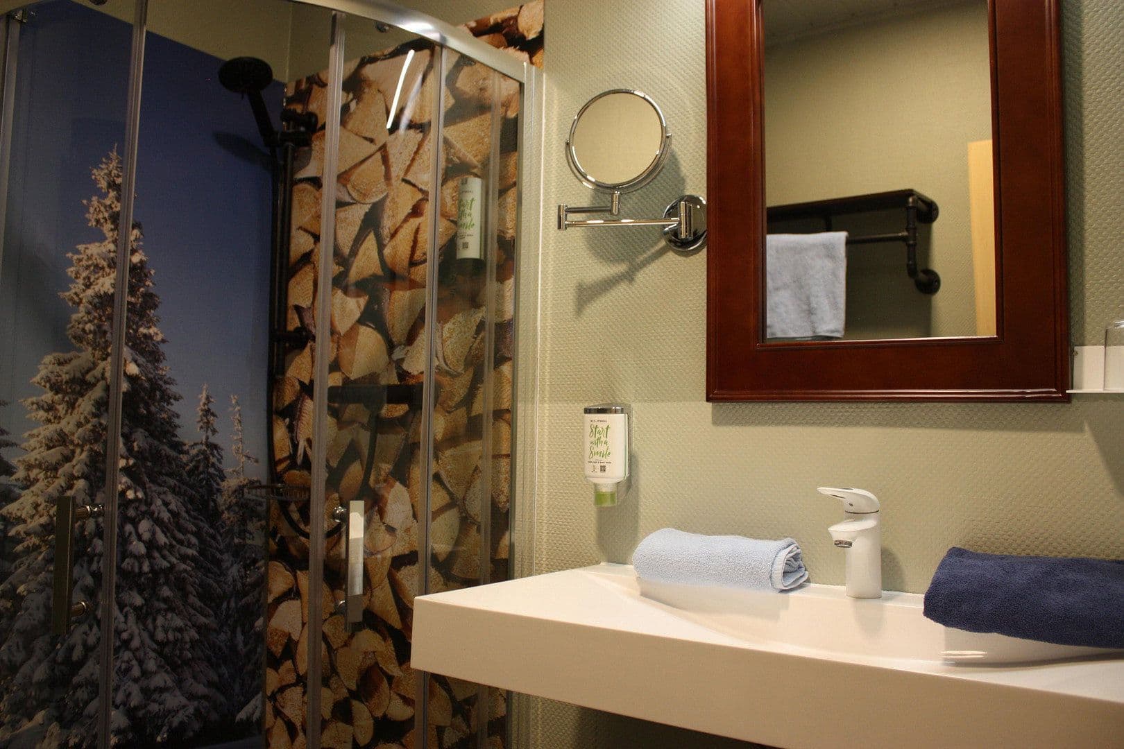 Predaj nebytového priestoru 1.180 m², Bad Lauterberg im Harz, Dolné Sasko Predaj nebytového priestoru 1.180 m², Bad Lauterberg im Harz, Dolné Sasko