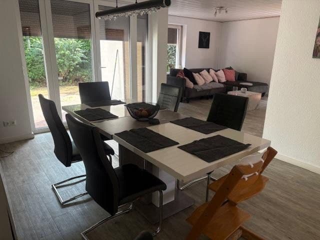 Prenájom domu 147 m², pozemok 493 m², Tornesch, Šlezvicko-Holštajnsko Prenájom domu 147 m², pozemok 493 m², Tornesch, Šlezvicko-Holštajnsko