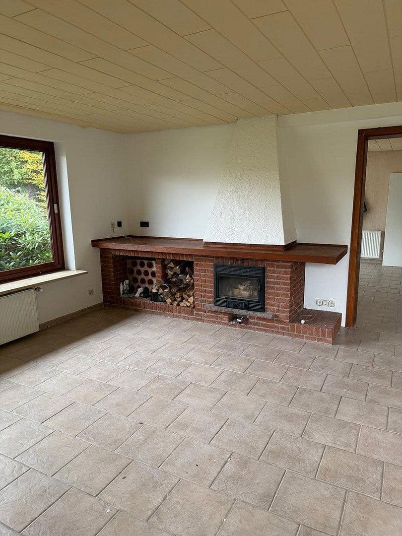 Prenájom bytu 4-izbový 166 m², Uferallee 16, Bad Bevensen, Dolné Sasko Prenájom bytu 4-izbový 166 m², Uferallee 16, Bad Bevensen, Dolné Sasko