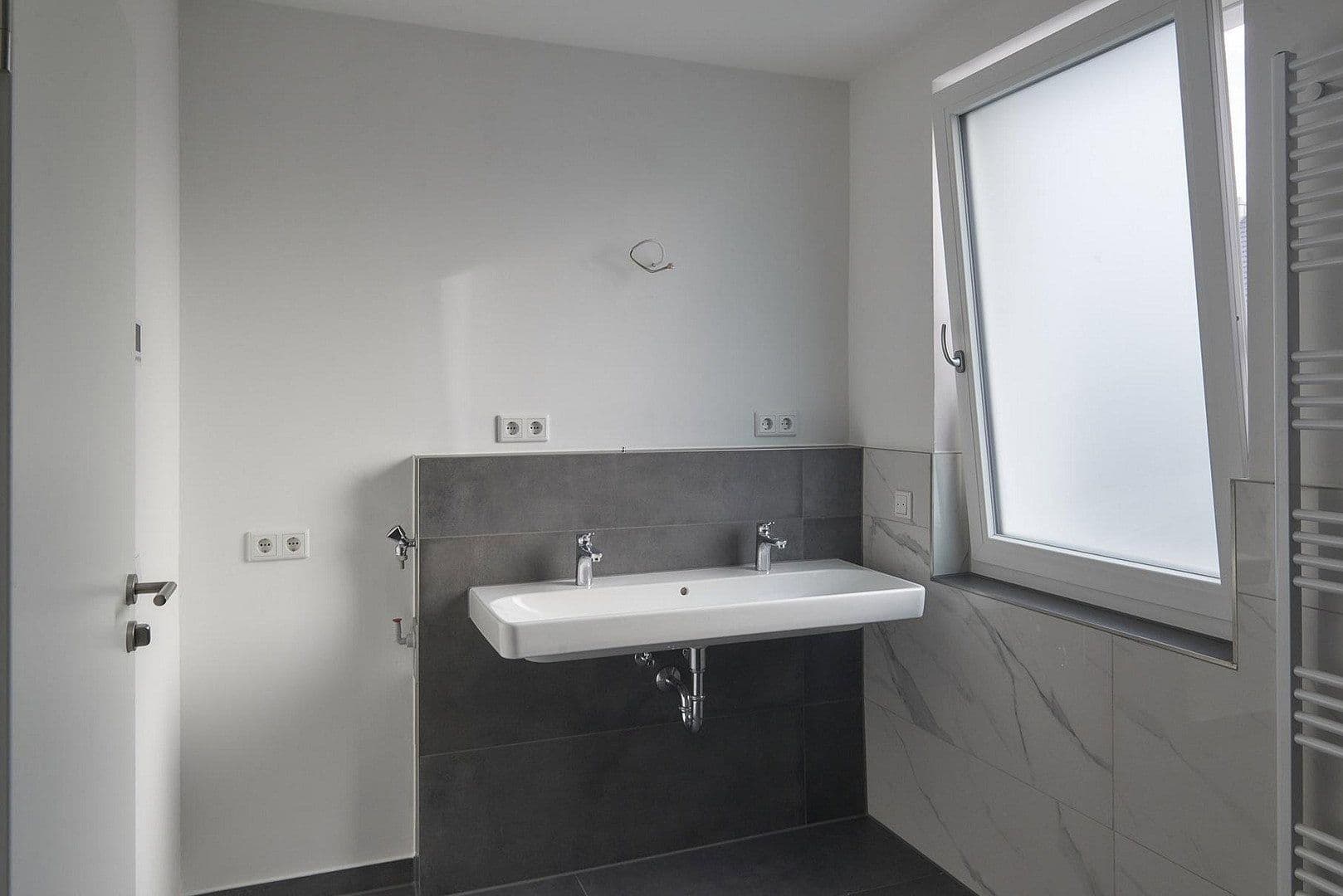 Prenájom domu 145 m², pozemok 269 m², Feucht, Bavorsko Prenájom domu 145 m², pozemok 269 m², Feucht, Bavorsko