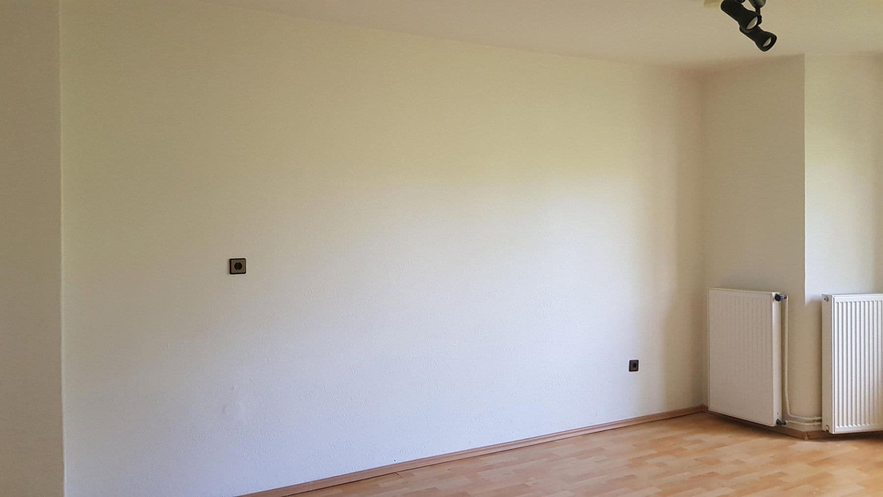 Prenájom bytu 1-izbový 43 m², Wuppertal, Severné Porýnie - Westfálsko Prenájom bytu 1-izbový 43 m², Wuppertal, Severné Porýnie - Westfálsko
