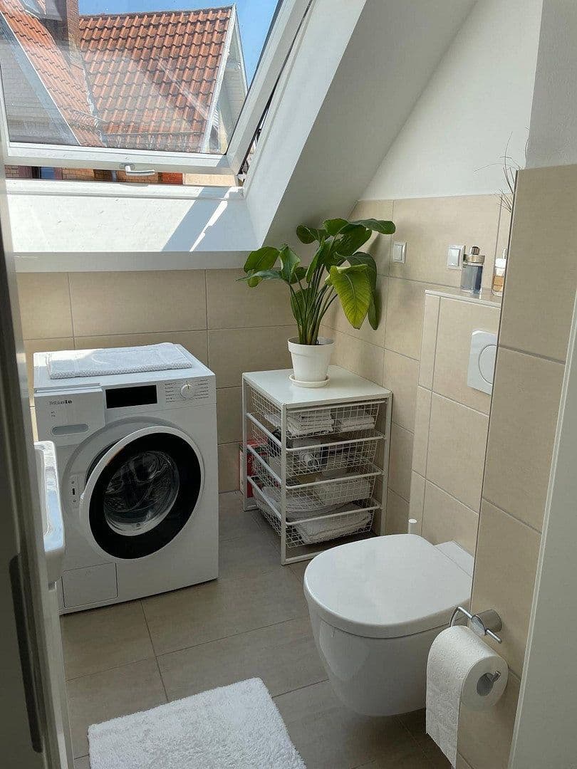 Prenájom bytu 3-izbový 91 m², Langenselbold, Hesensko Prenájom bytu 3-izbový 91 m², Langenselbold, Hesensko