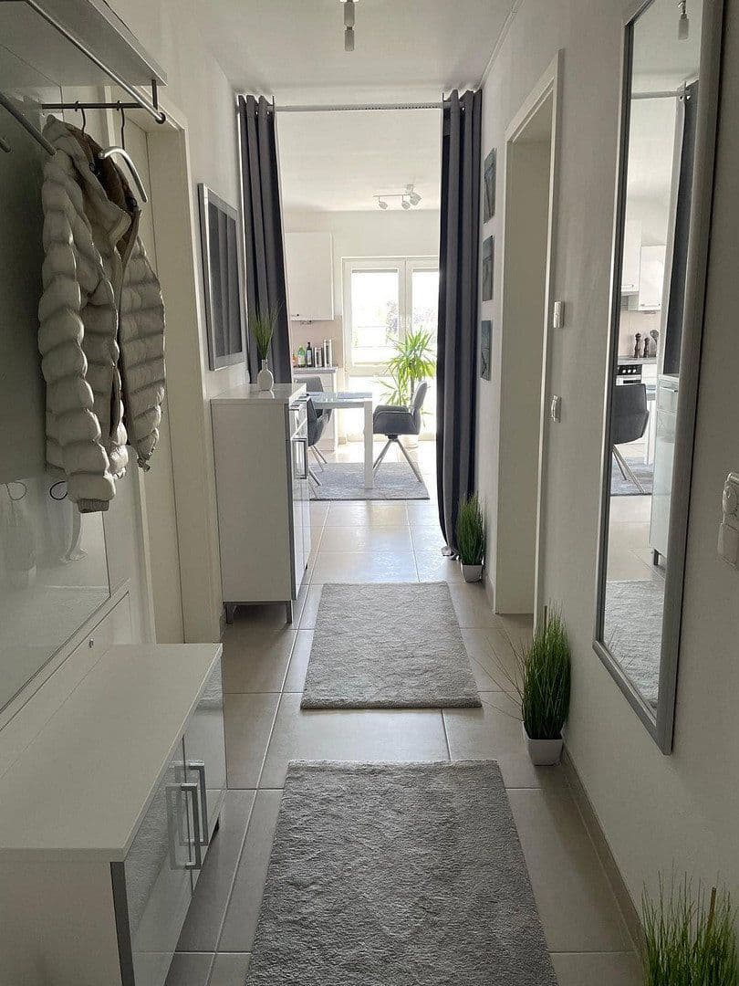 Prenájom bytu 3-izbový 91 m², Langenselbold, Hesensko Prenájom bytu 3-izbový 91 m², Langenselbold, Hesensko