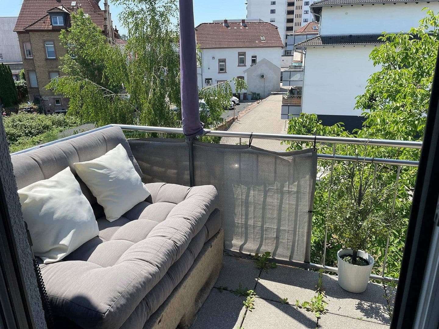Prenájom bytu 3-izbový 91 m², Langenselbold, Hesensko Prenájom bytu 3-izbový 91 m², Langenselbold, Hesensko