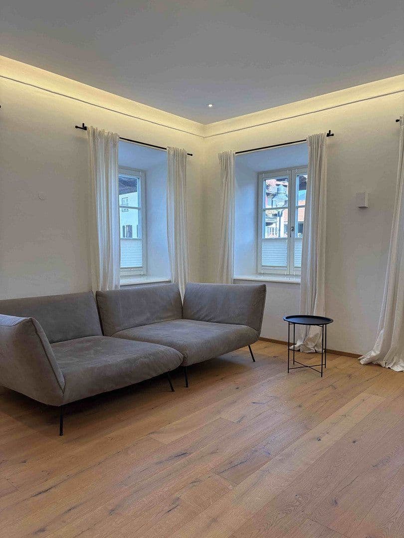 Prenájom bytu 2-izbový 114 m², Dorfstraße, Kiefersfelden, Bavorsko Prenájom bytu 2-izbový 114 m², Dorfstraße, Kiefersfelden, Bavorsko