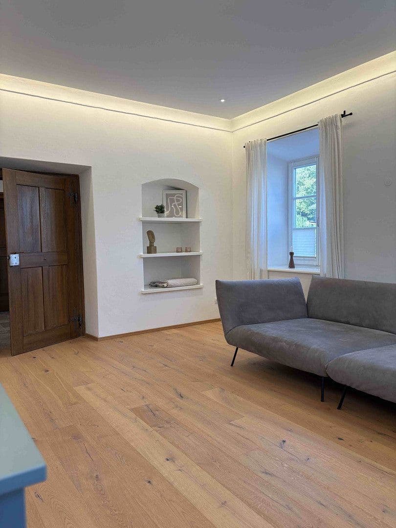 Prenájom bytu 2-izbový 114 m², Dorfstraße, Kiefersfelden, Bavorsko Prenájom bytu 2-izbový 114 m², Dorfstraße, Kiefersfelden, Bavorsko