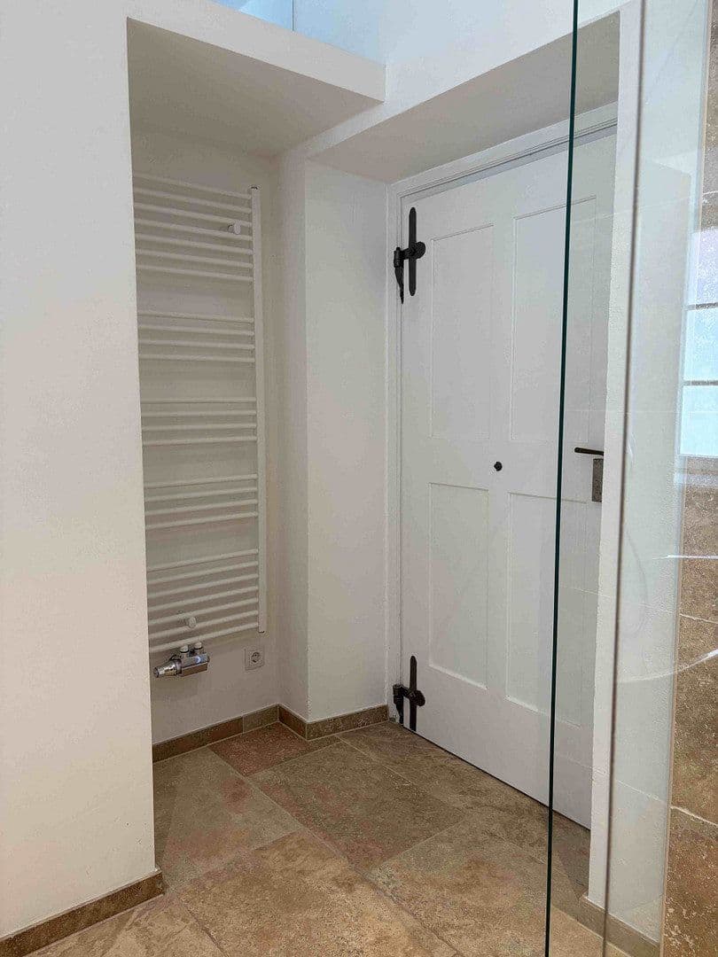 Prenájom bytu 2-izbový 114 m², Dorfstraße, Kiefersfelden, Bavorsko Prenájom bytu 2-izbový 114 m², Dorfstraße, Kiefersfelden, Bavorsko