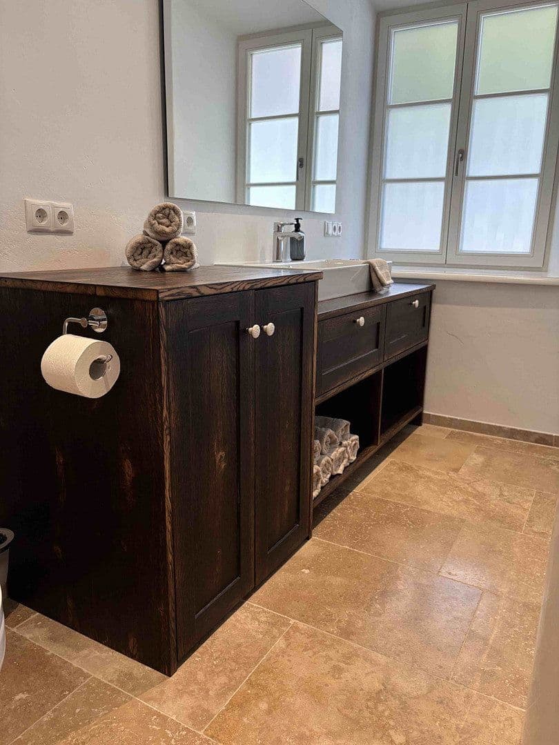 Prenájom bytu 2-izbový 114 m², Dorfstraße, Kiefersfelden, Bavorsko Prenájom bytu 2-izbový 114 m², Dorfstraße, Kiefersfelden, Bavorsko