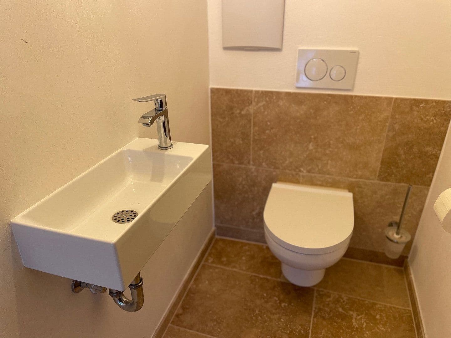 Prenájom bytu 2-izbový 114 m², Dorfstraße 5, Kiefersfelden, Bavorsko Prenájom bytu 2-izbový 114 m², Dorfstraße 5, Kiefersfelden, Bavorsko