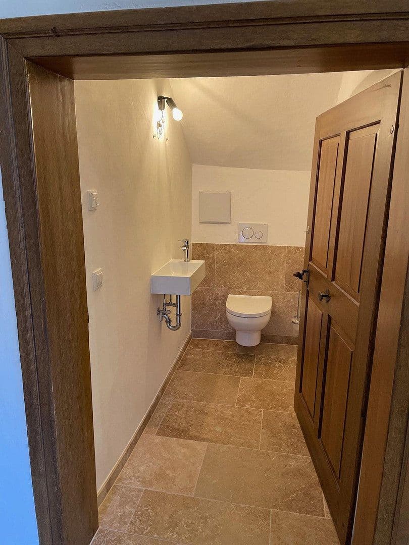 Prenájom bytu 2-izbový 114 m², Dorfstraße 5, Kiefersfelden, Bavorsko Prenájom bytu 2-izbový 114 m², Dorfstraße 5, Kiefersfelden, Bavorsko