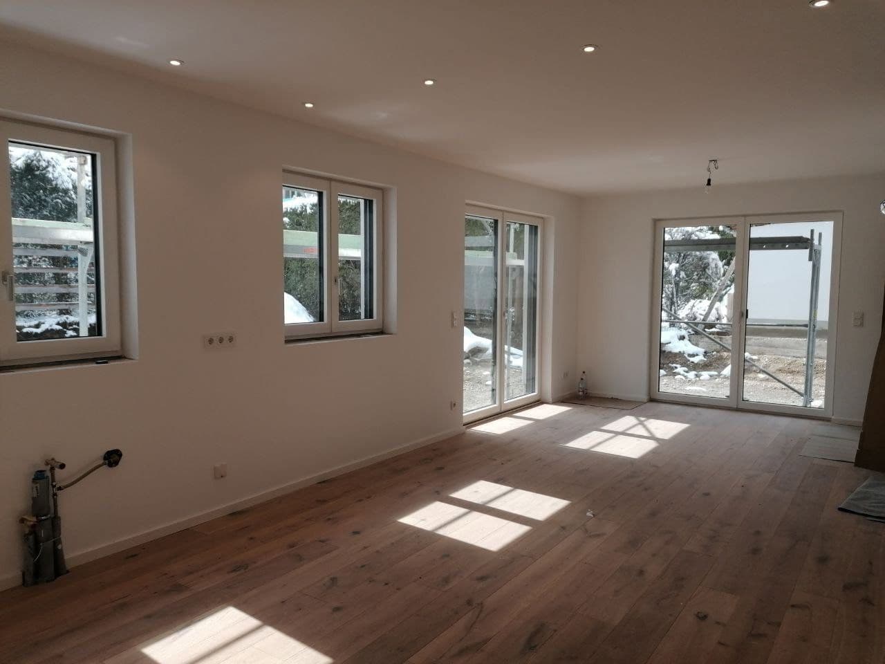 Prenájom bytu 4-izbový 129 m², München, Bavorsko Prenájom bytu 4-izbový 129 m², München, Bavorsko