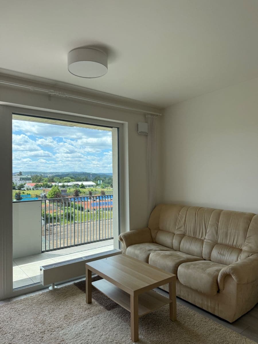 Prenájom bytu 2-izbový 50 m², Zlochova, Praha, Praha Prenájom bytu 2-izbový 50 m², Zlochova, Praha, Praha