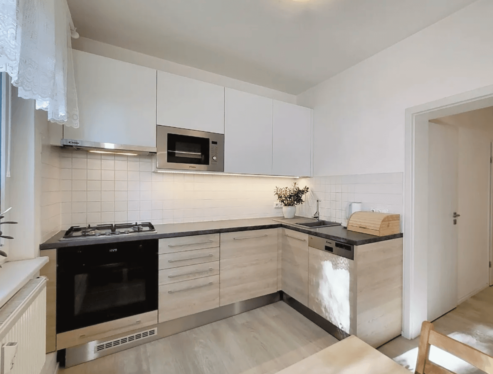Prenájom bytu 3-izbový 102 m², Školní, Kuřim, Jihomoravský kraj Prenájom bytu 3-izbový 102 m², Školní, Kuřim, Jihomoravský kraj