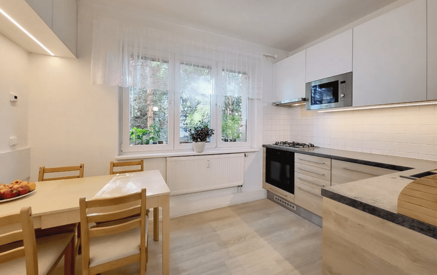 Prenájom bytu 3-izbový 102 m², Školní, Kuřim, Jihomoravský kraj Prenájom bytu 3-izbový 102 m², Školní, Kuřim, Jihomoravský kraj