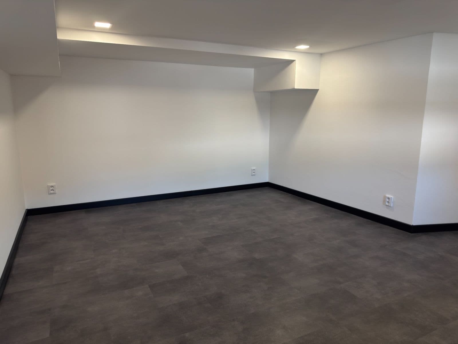Predaj bytu 2-izbový 41 m², Nákladní, Opava, Moravskoslezský kraj Predaj bytu 2-izbový 41 m², Nákladní, Opava, Moravskoslezský kraj