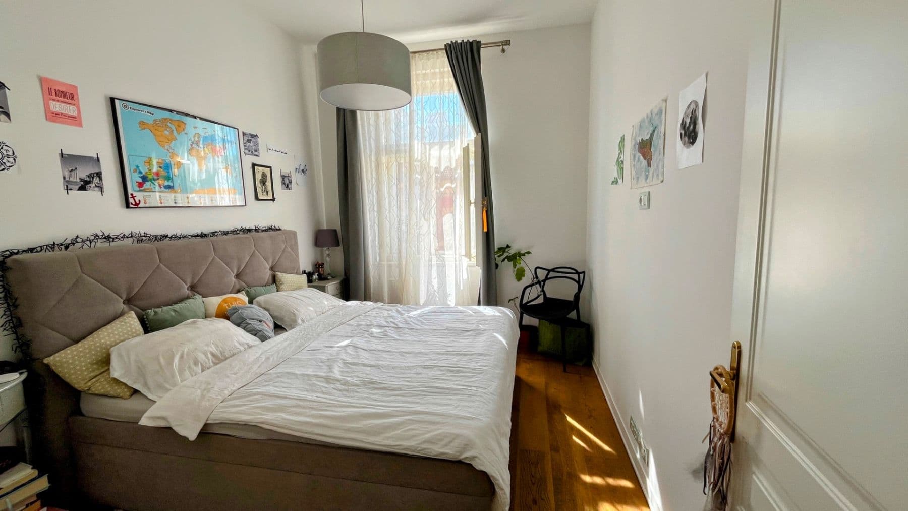Prenájom bytu 2-izbový 50 m², Mánesova, Praha, Praha Prenájom bytu 2-izbový 50 m², Mánesova, Praha, Praha