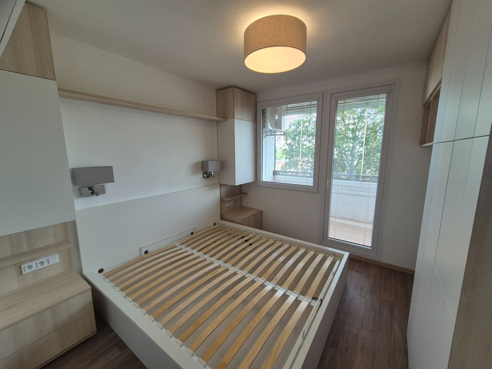 Prenájom bytu 3-izbový 69 m², Prosecká, Praha, Praha Prenájom bytu 3-izbový 69 m², Prosecká, Praha, Praha
