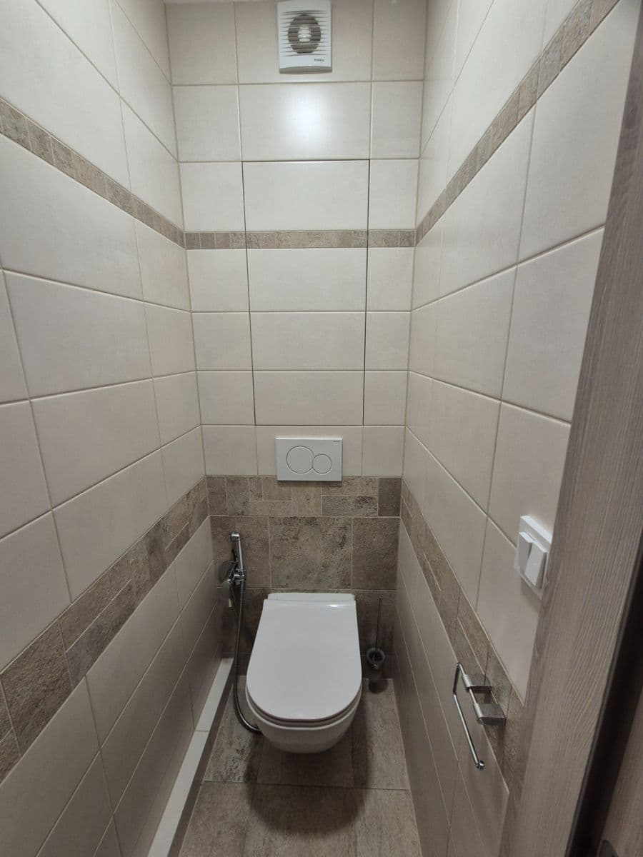 Prenájom bytu 3-izbový 69 m², Prosecká, Praha, Praha Prenájom bytu 3-izbový 69 m², Prosecká, Praha, Praha