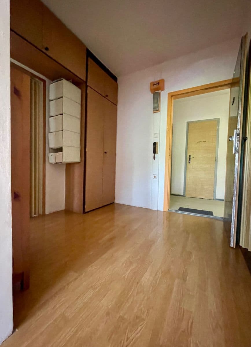 Predaj bytu 2-izbový 44 m², Bryksova, Praha, Praha Predaj bytu 2-izbový 44 m², Bryksova, Praha, Praha