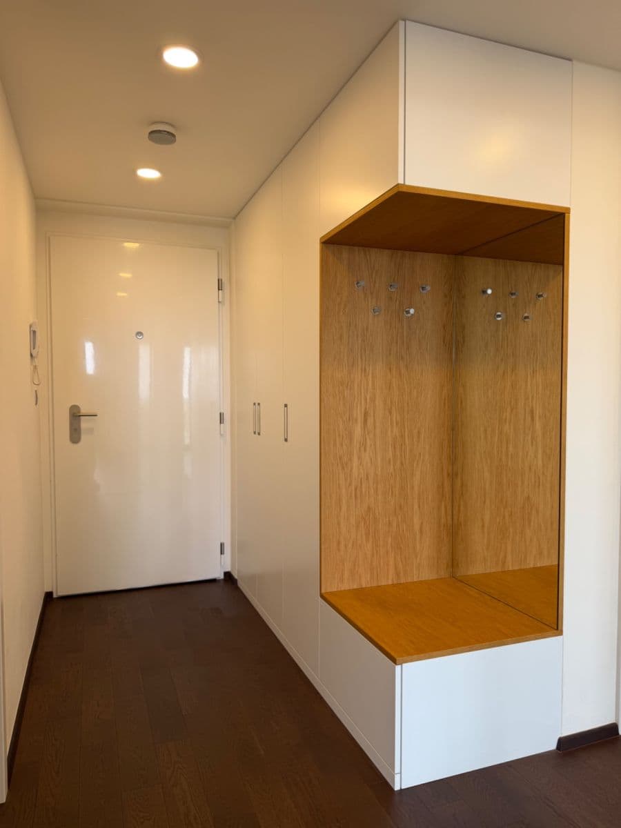 Prenájom bytu 3-izbový 83 m², Olšanská, Praha, Praha Prenájom bytu 3-izbový 83 m², Olšanská, Praha, Praha