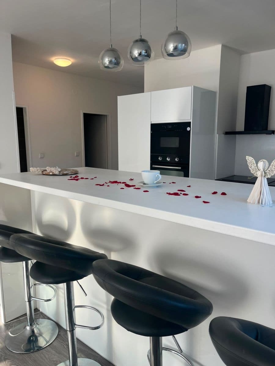 Predaj bytu 3-izbový 85 m², Jeronýmova, Liberec, Liberecký kraj Predaj bytu 3-izbový 85 m², Jeronýmova, Liberec, Liberecký kraj