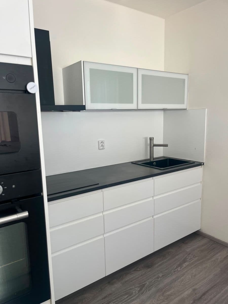 Predaj bytu 3-izbový 85 m², Jeronýmova, Liberec, Liberecký kraj Predaj bytu 3-izbový 85 m², Jeronýmova, Liberec, Liberecký kraj