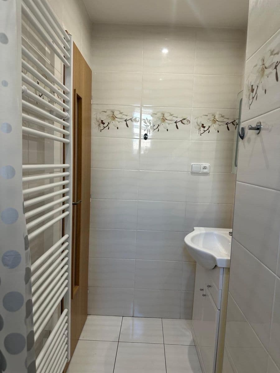 Prenájom bytu 2-izbový 45 m², Sokolovská, Praha, Praha Prenájom bytu 2-izbový 45 m², Sokolovská, Praha, Praha