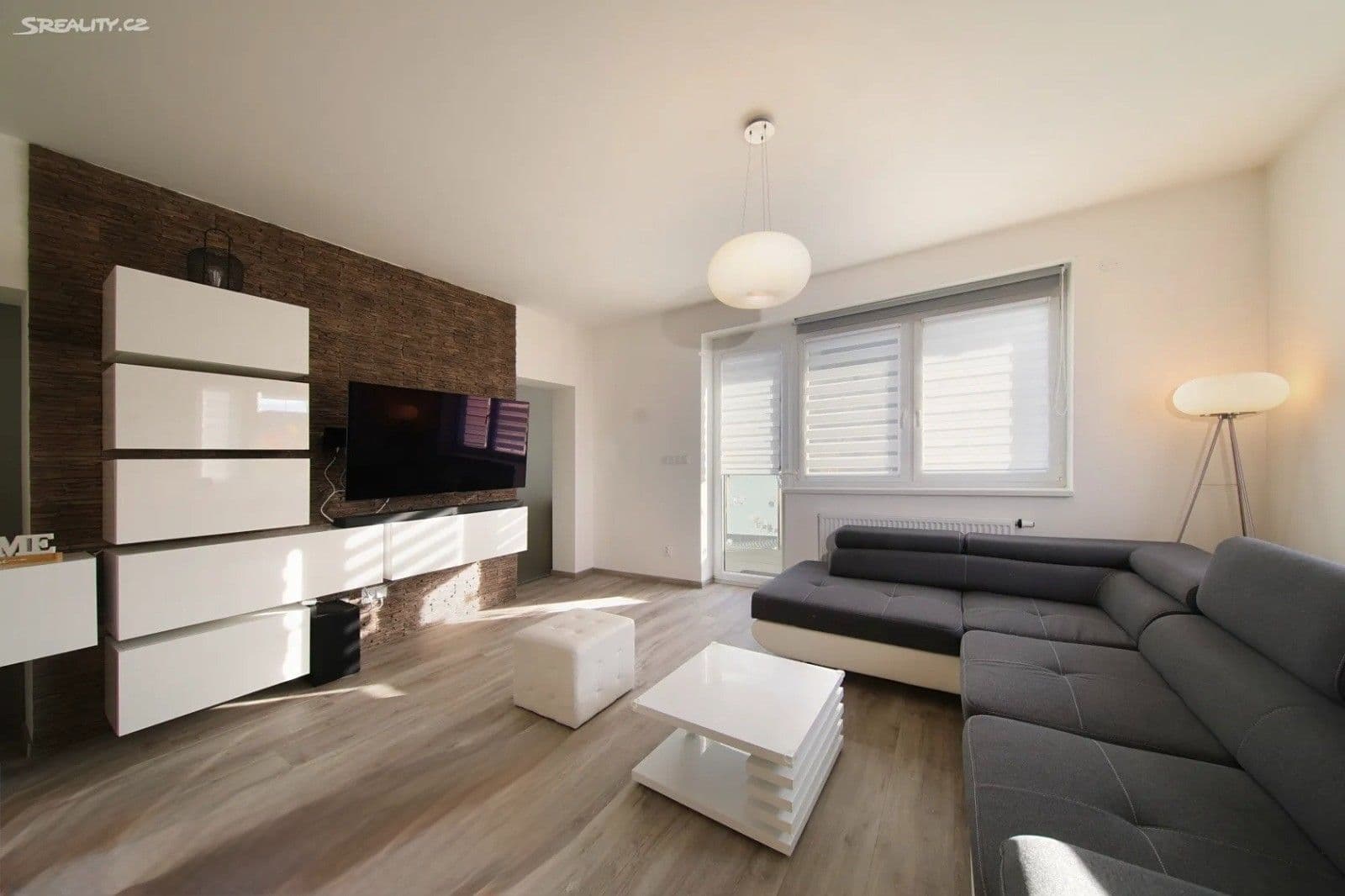 Prenájom bytu 2-izbový 69 m², Na Výhledech, Plzeň, Plzeňský kraj Prenájom bytu 2-izbový 69 m², Na Výhledech, Plzeň, Plzeňský kraj