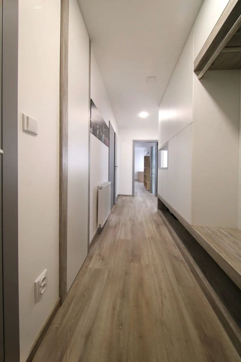 Prenájom bytu 2-izbový 69 m², Na Výhledech, Plzeň, Plzeňský kraj Prenájom bytu 2-izbový 69 m², Na Výhledech, Plzeň, Plzeňský kraj